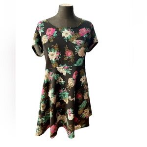 🆕Elle Winter Garden Black Floral print NWT ladies size 16 fit & flare skater